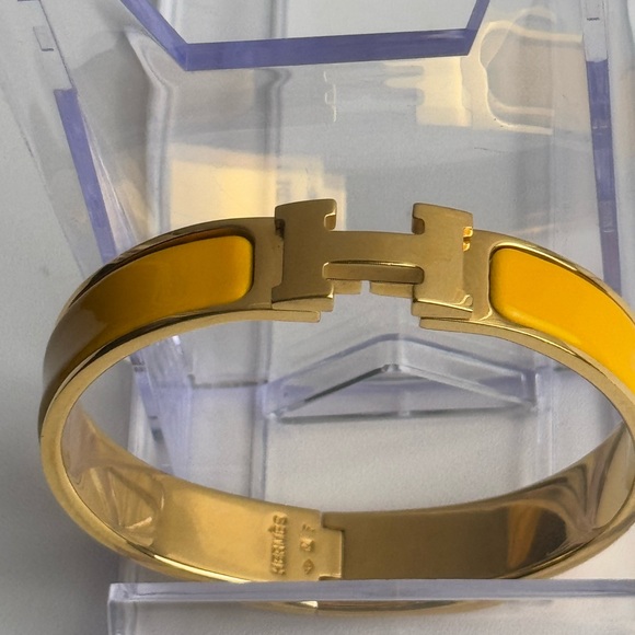 SOLD Hermes Clic H Bracelet - Picture 2 of 4